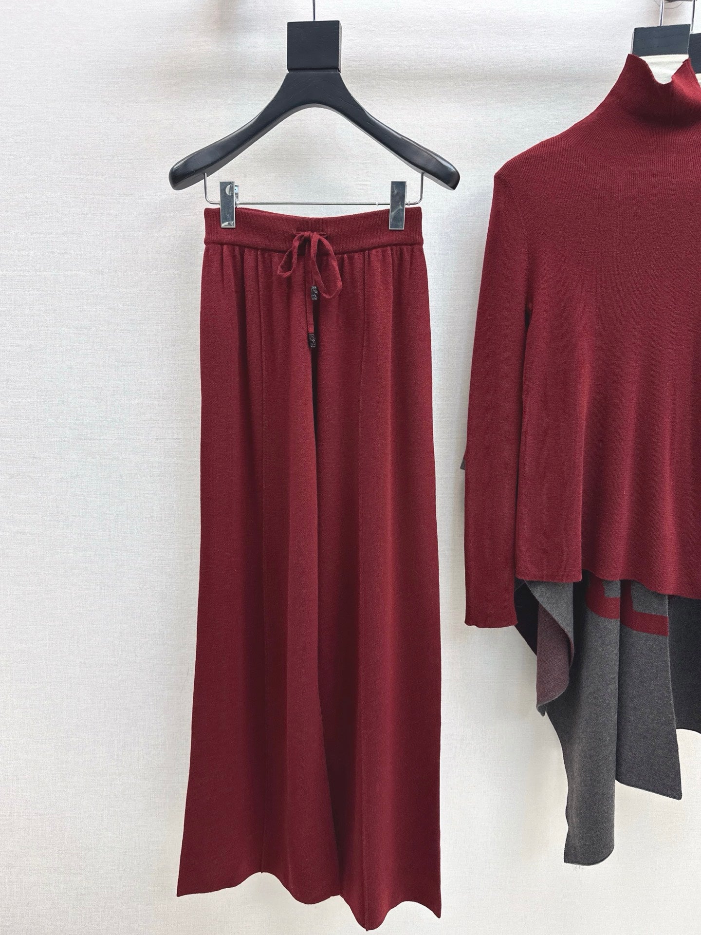 Max NEW Knitted three-piece set