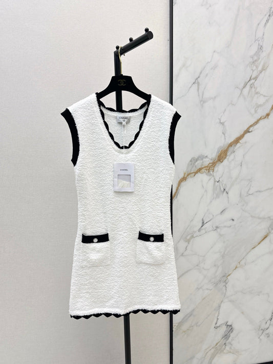 Chan NEW Knitted dress
