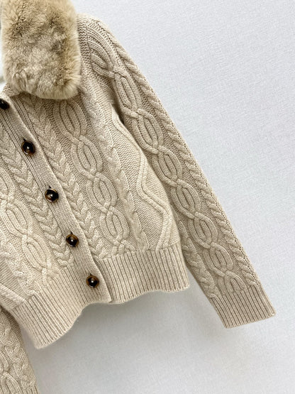 Loro NEW Knitted cashmere cardigan