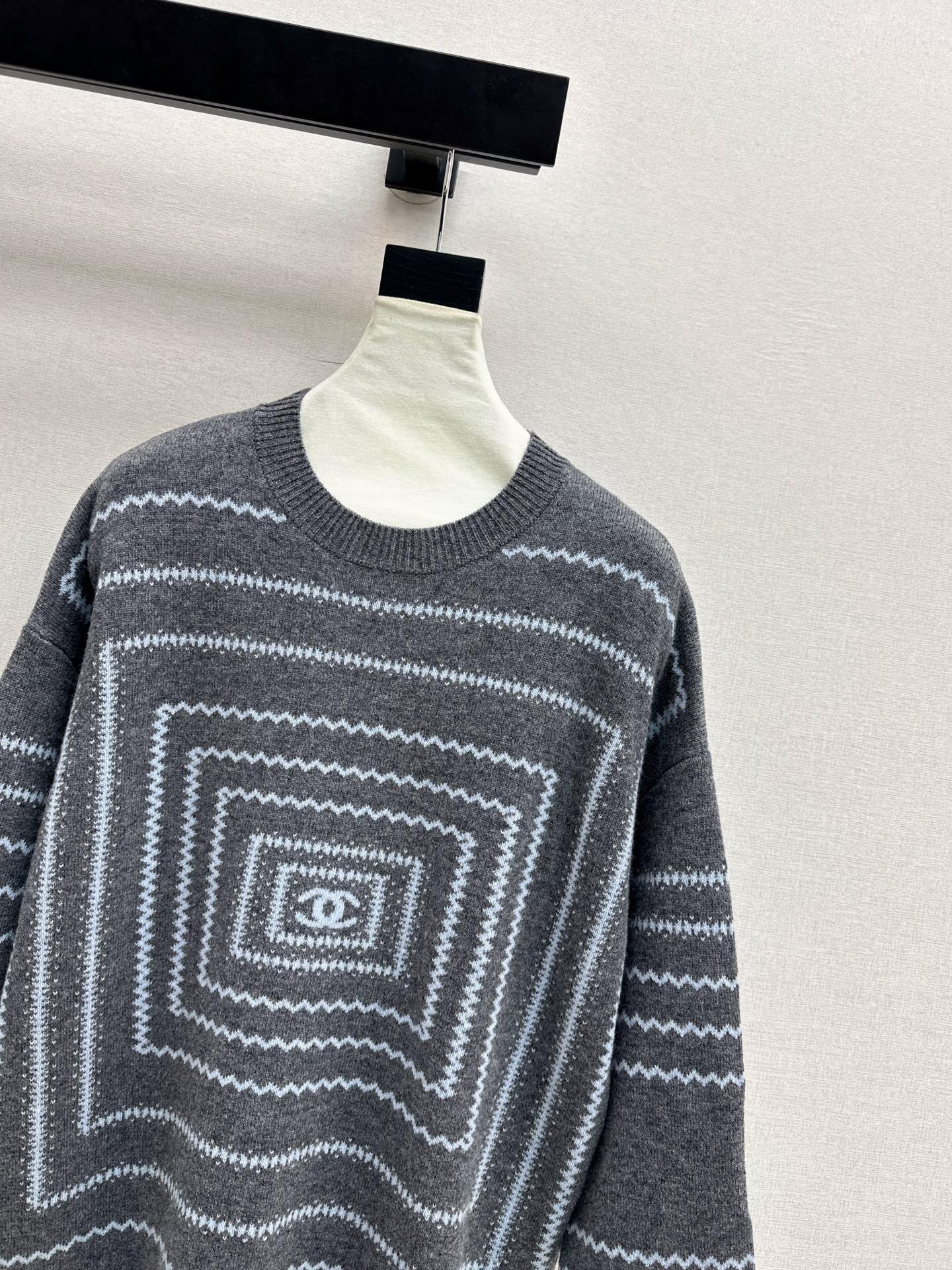 Chan NEW Jacquard sweater