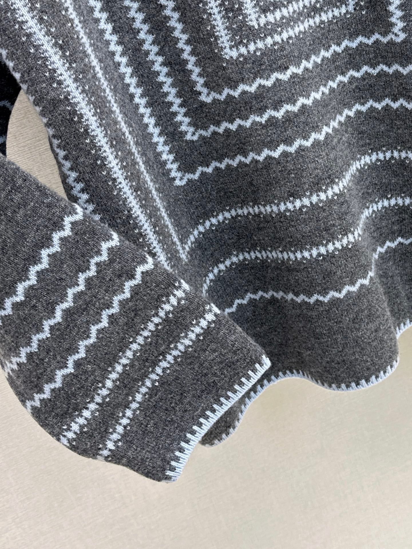 Chan NEW Jacquard sweater