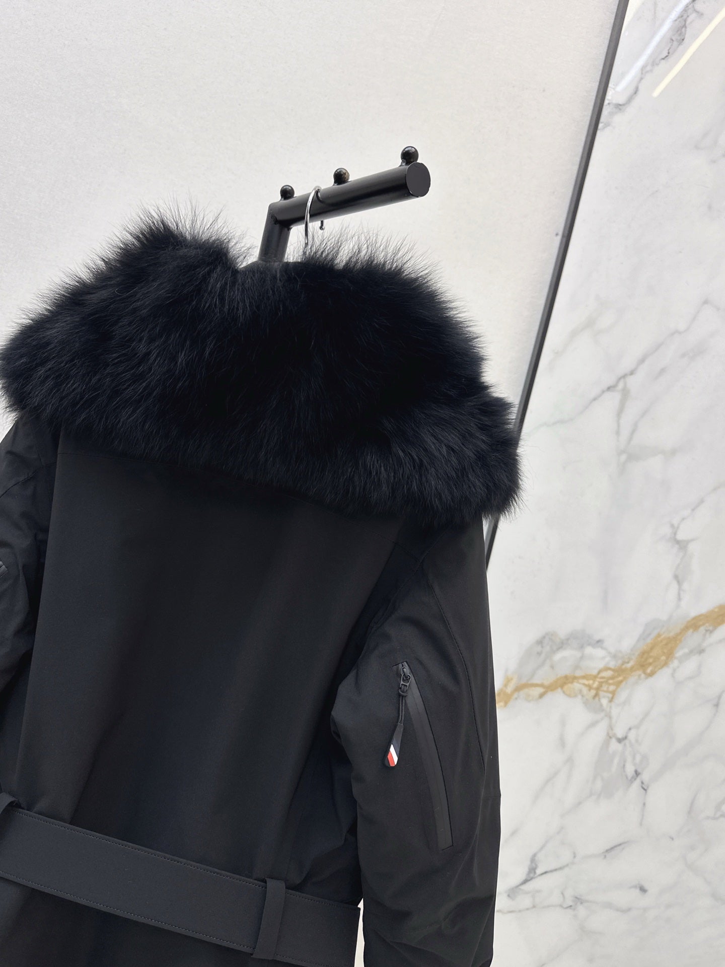 Monc NEW  belted ski down jacket