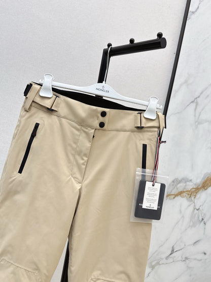Monc NEW ski pants