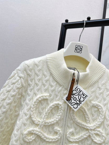 Loe NEW Knitted jacket