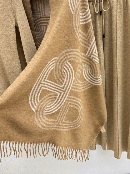 Herm NEW Knitted three-piece set