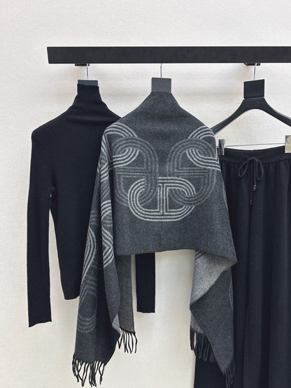 Herm NEW Knitted three-piece set