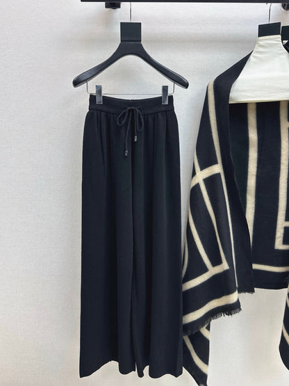 Thom NEW Knitted three-piece set