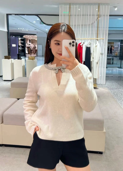 Valen NEW Bowknot Rhinestone Sweater