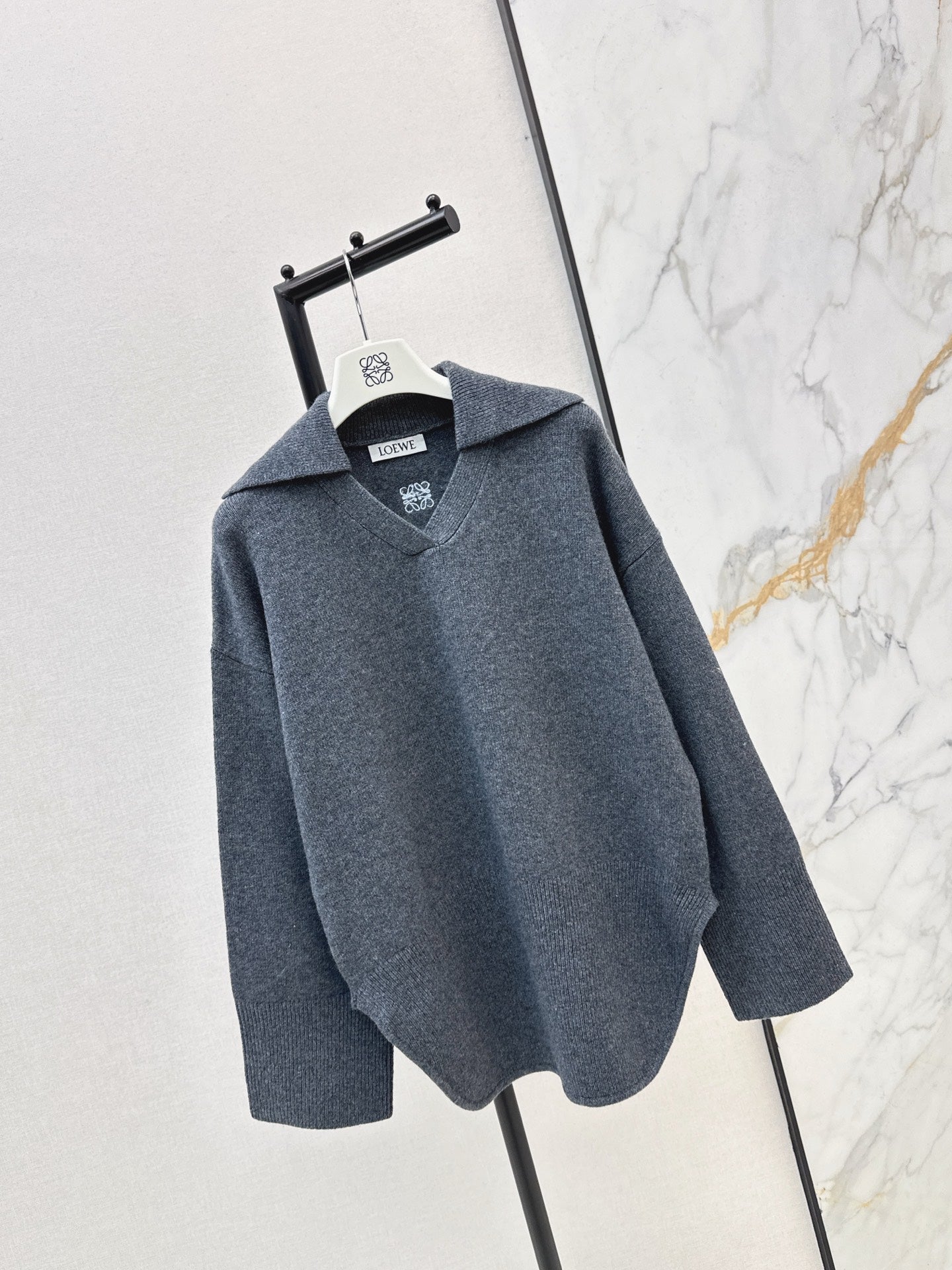Loe NEW Cashmere sweater