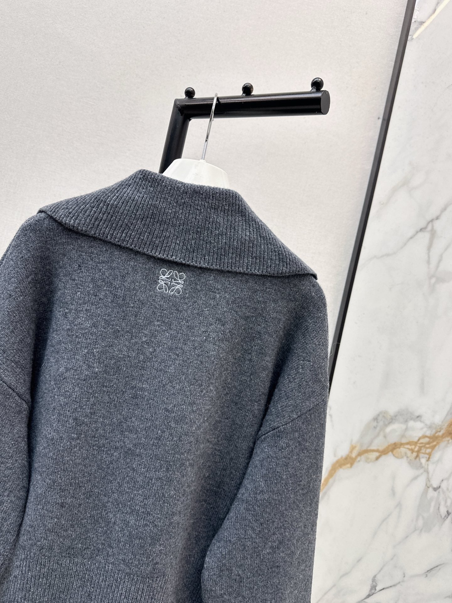 Loe NEW Cashmere sweater