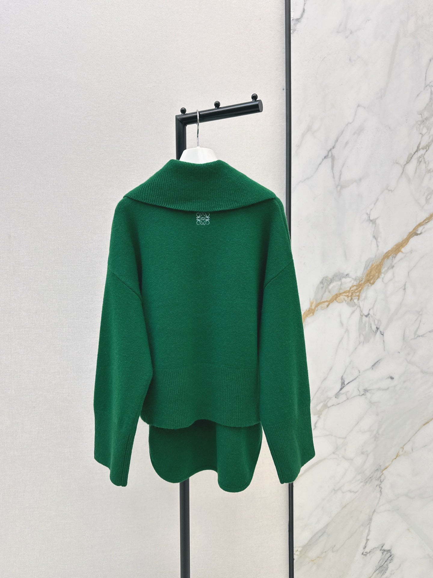 Loe NEW Cashmere sweater