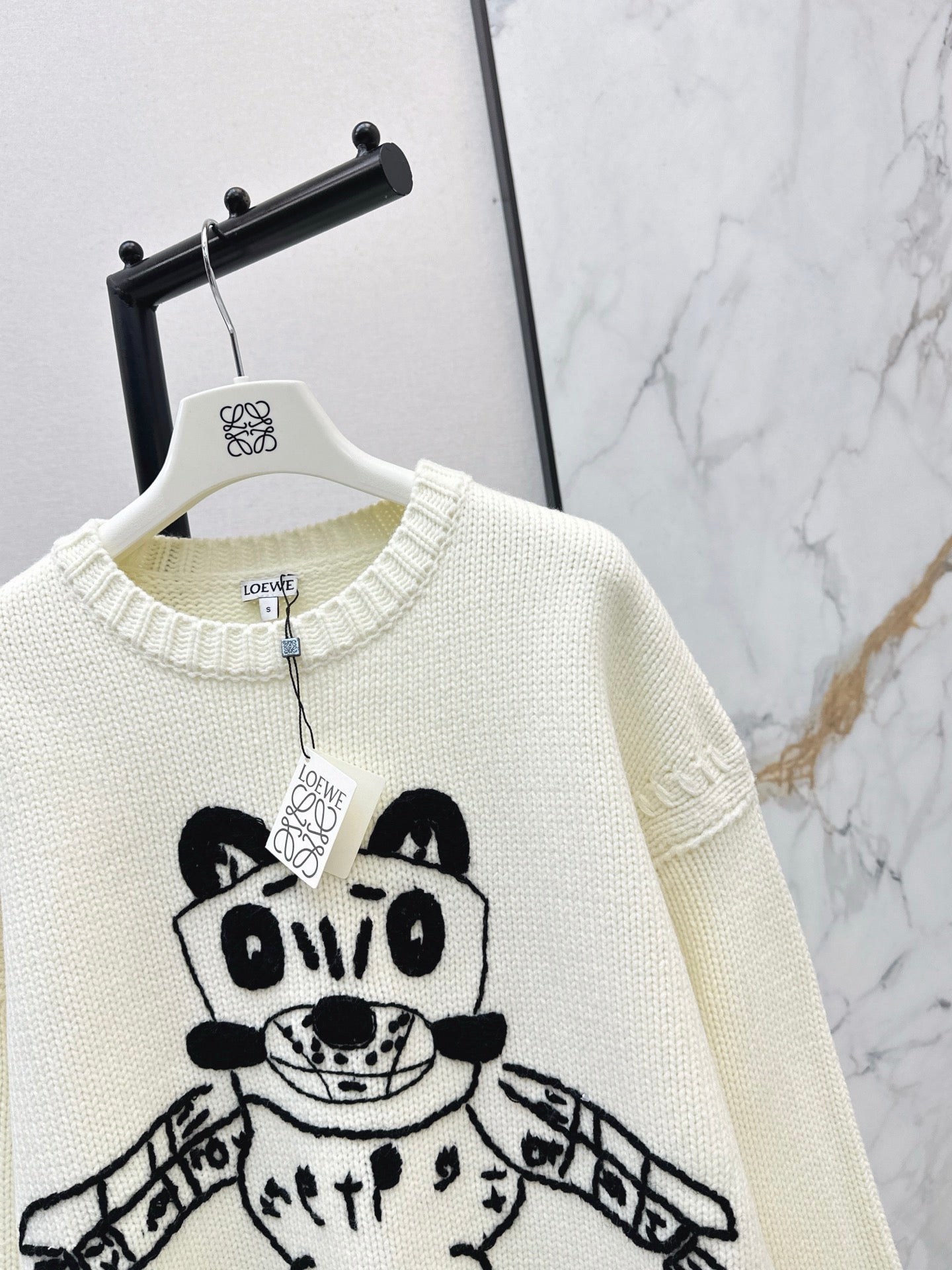 Loe NEW embroidered sweater