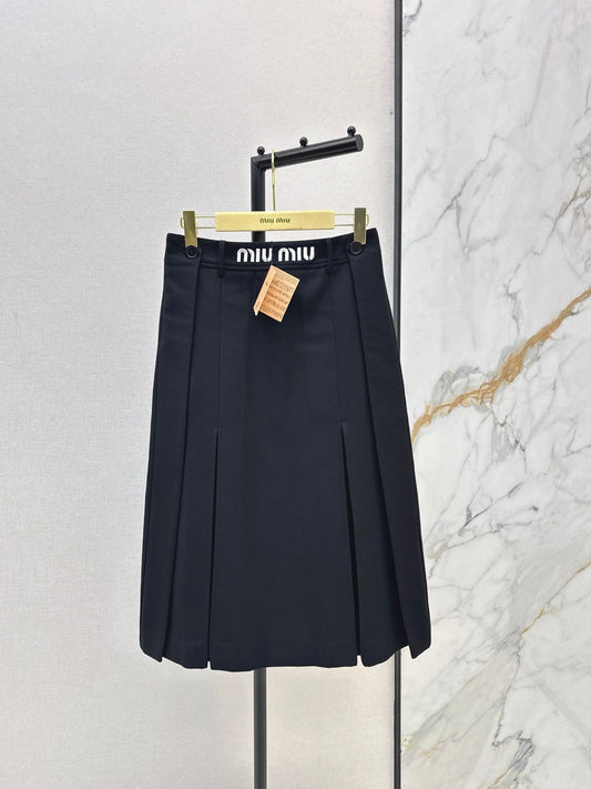 Miu NEW pleated skirt