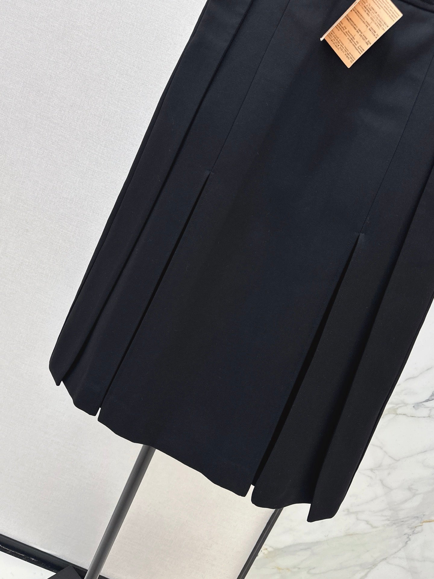 Miu NEW pleated skirt