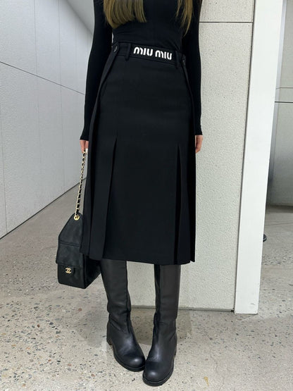 Miu NEW pleated skirt