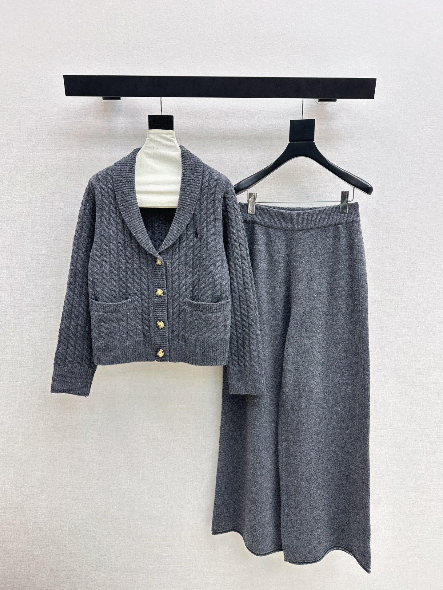 Ral NEW Knitted suit