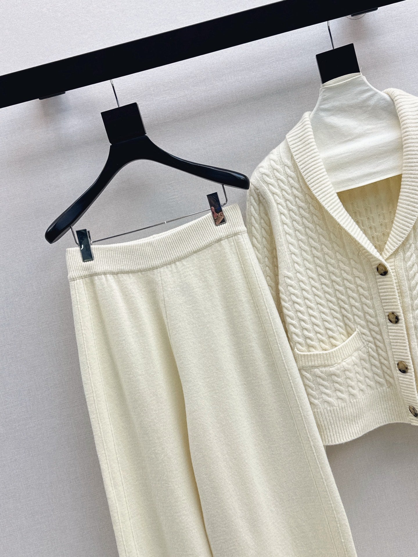 Ral NEW Knitted suit