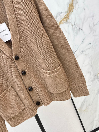 Bott NEW Wool cardigan