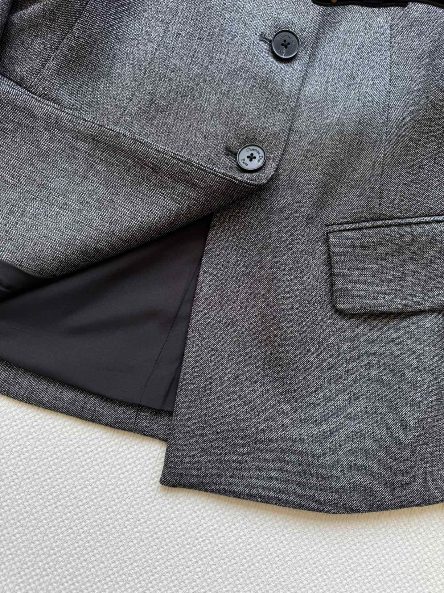 CD NEW jacket with belted