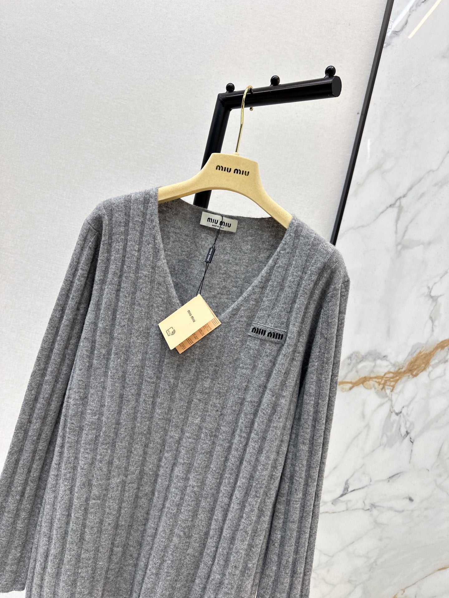Miu NEW Wool sweater