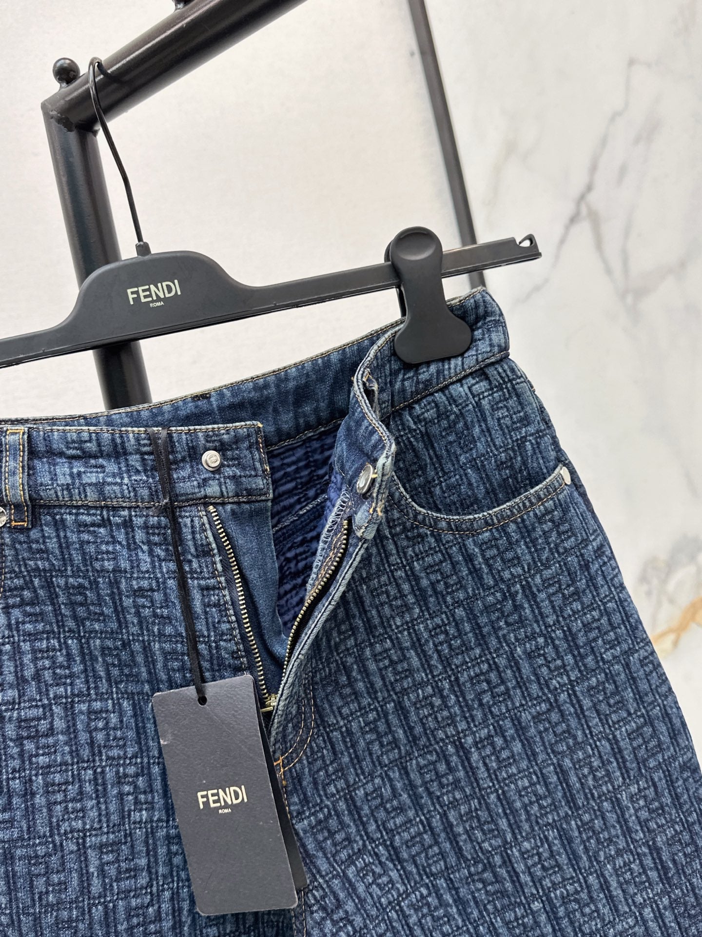 Fend NEW Straight-leg jeans