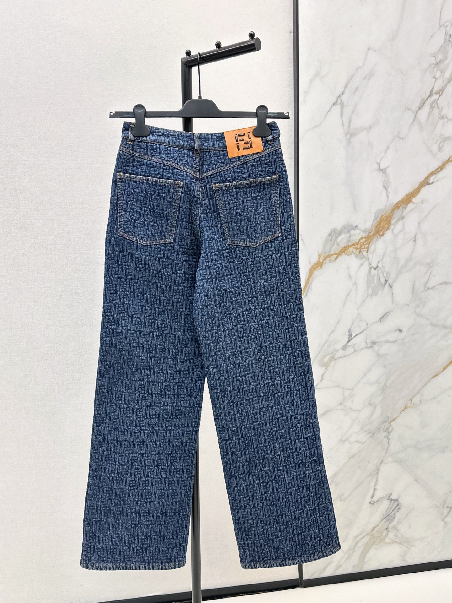 Fend NEW Straight-leg jeans