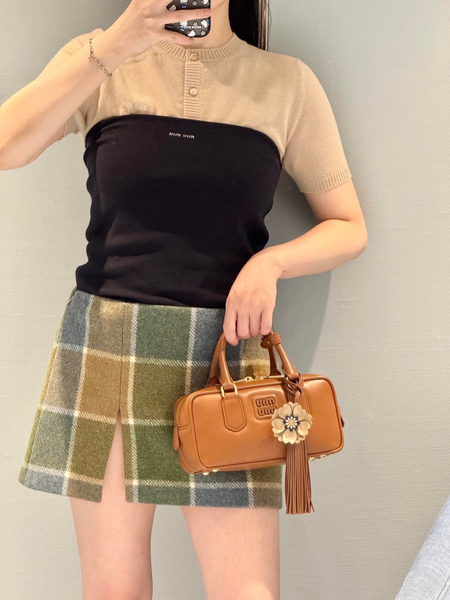 Miu NEW Embroidered short skirt