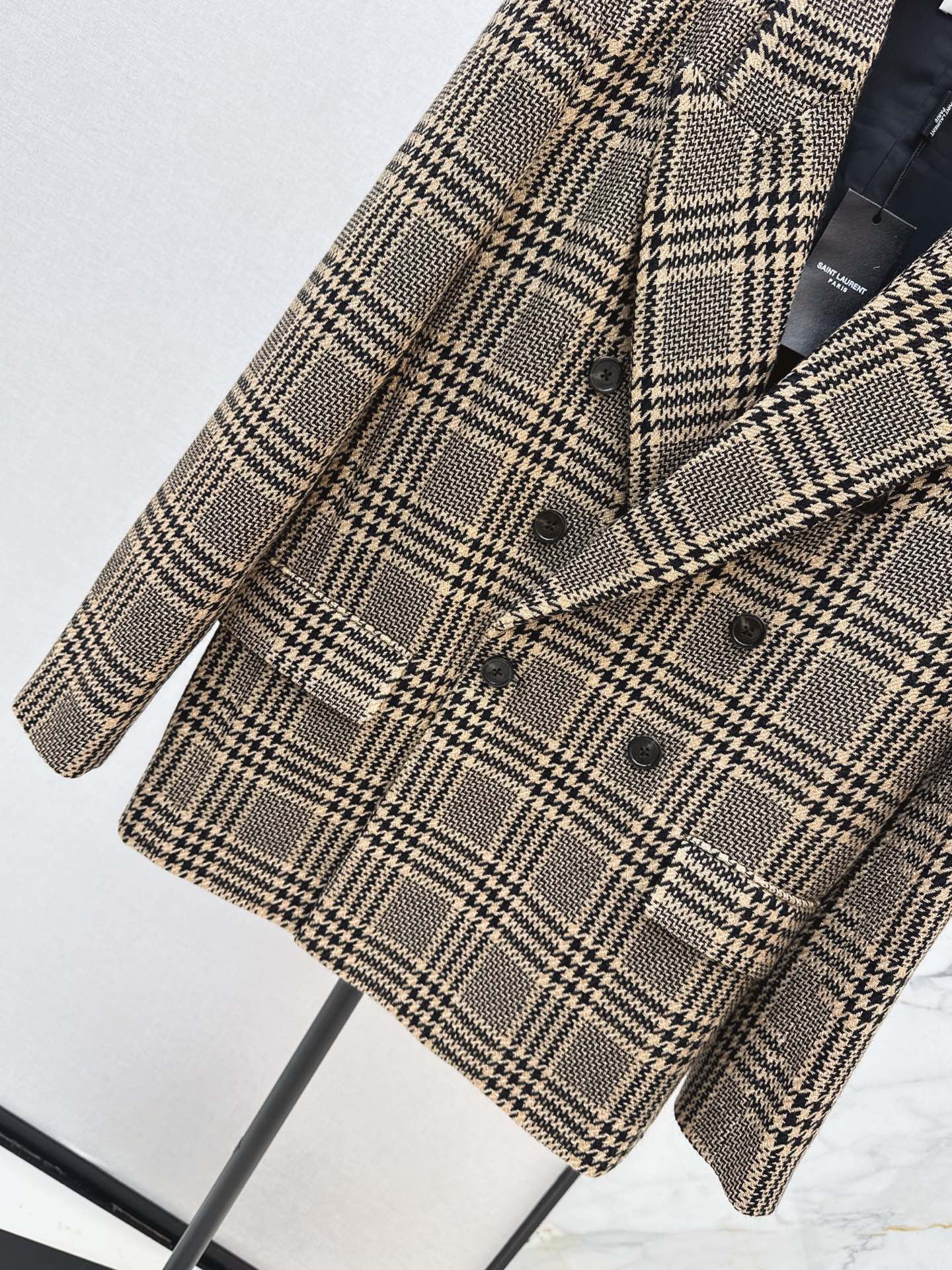 Saint NEW Vintage plaid blazer