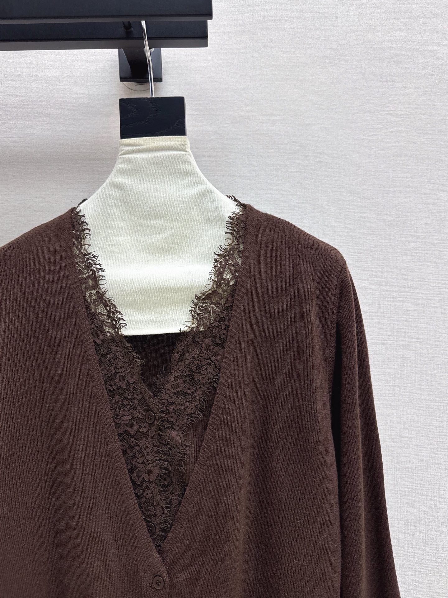 Es NEW Lace-paneled cardigan