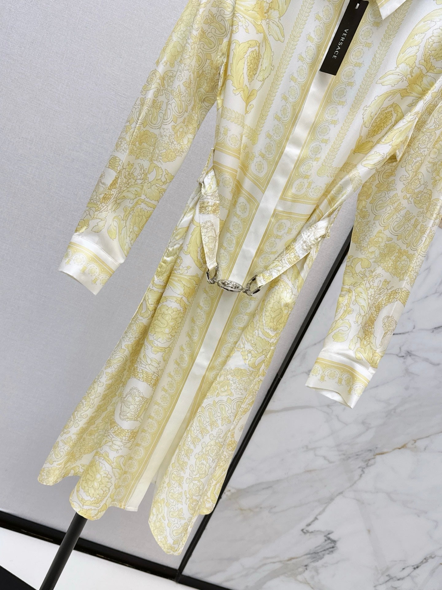 Ver NEW Printed silk dress