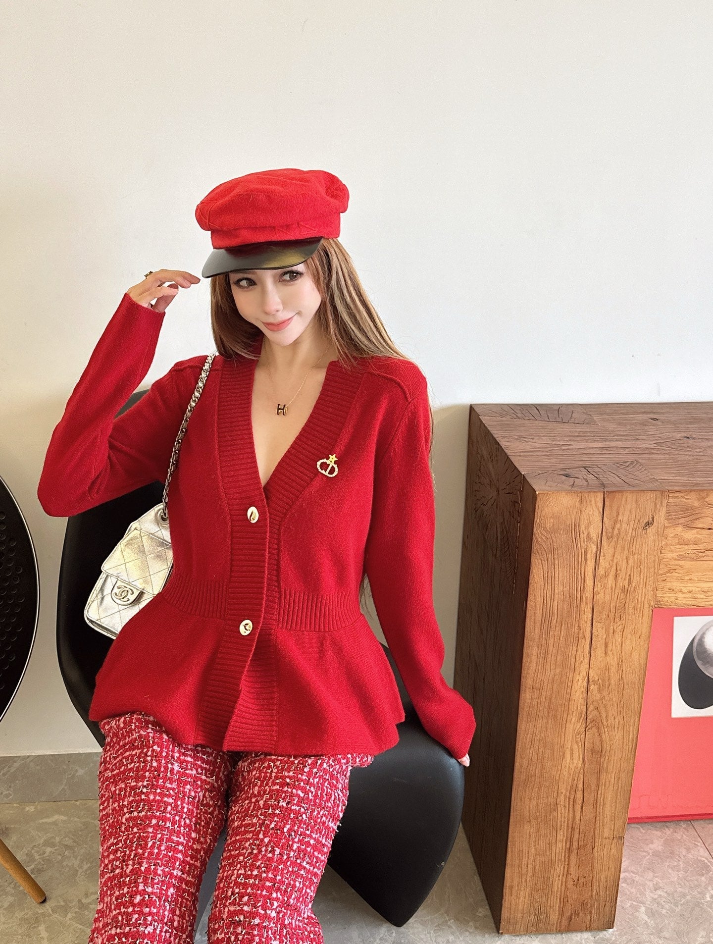 CD NEW V-neck cardigan