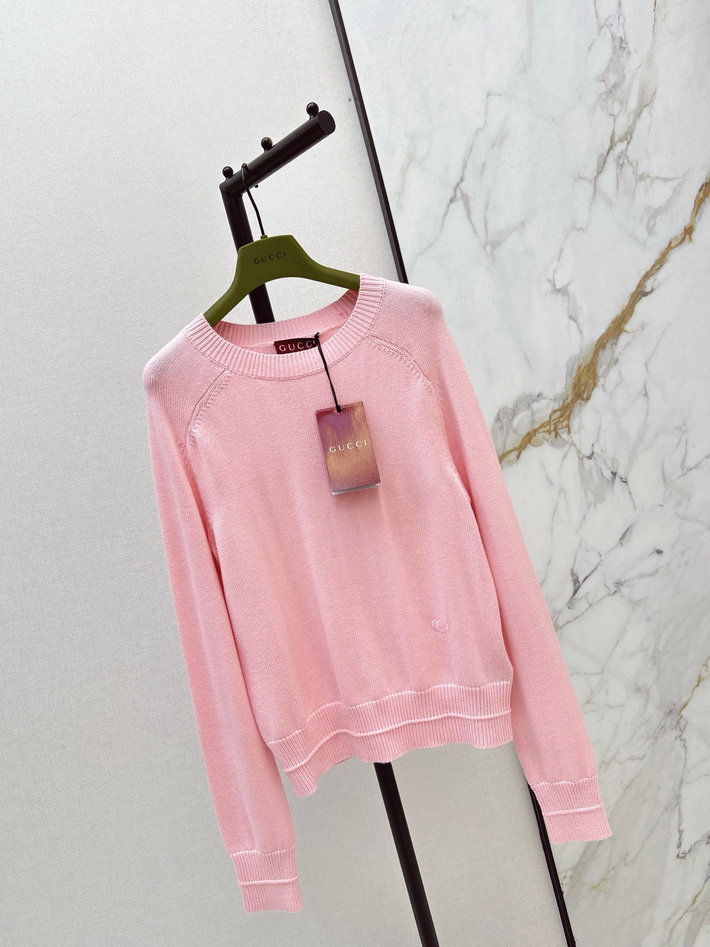 Guc NEW Embroidered sweater