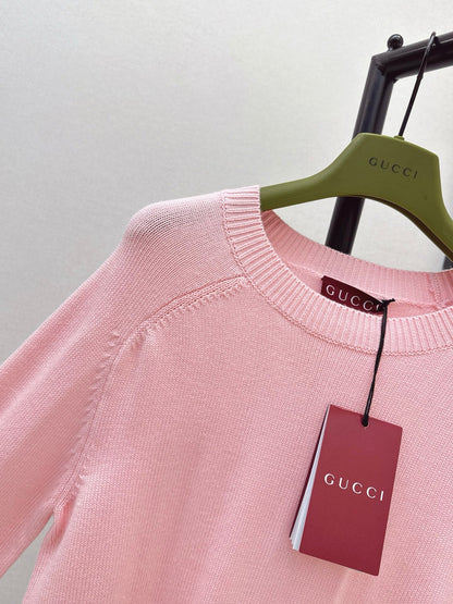 Guc NEW Embroidered sweater