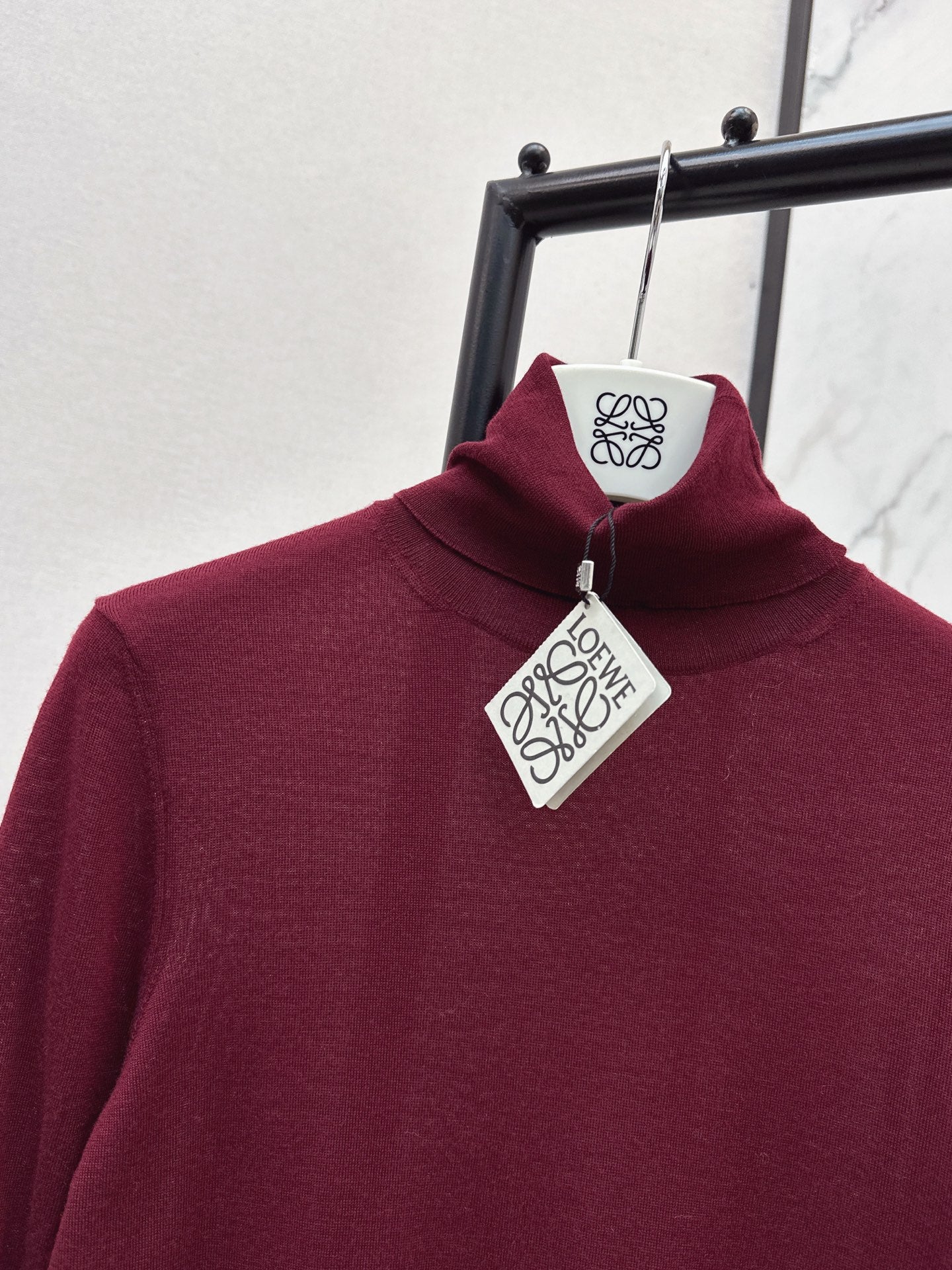 Loe NEW high neck sweater