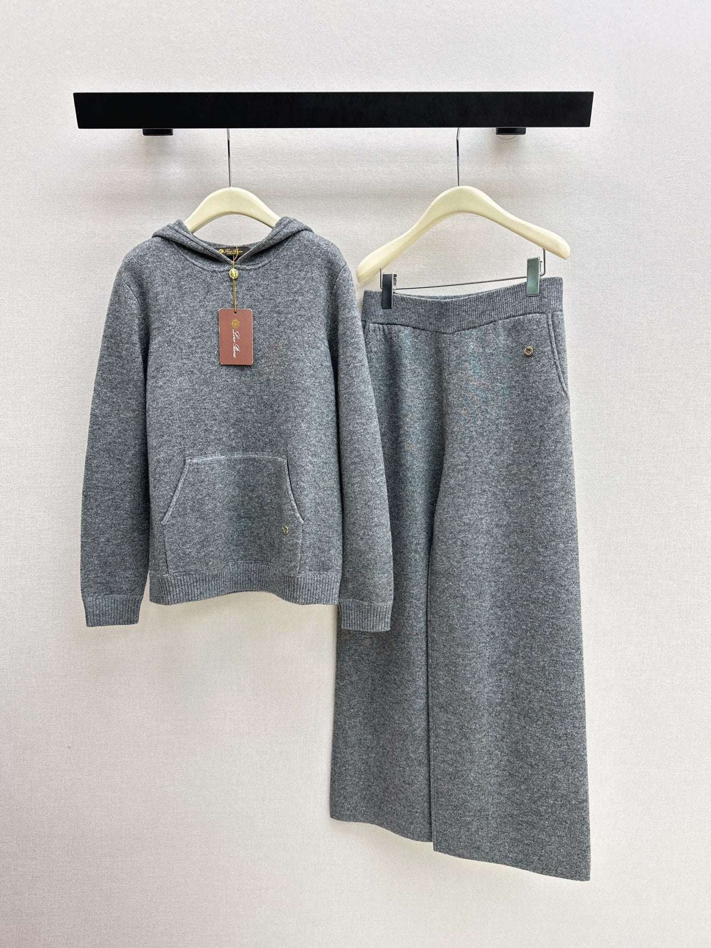 Loro NEW Cashmere suit