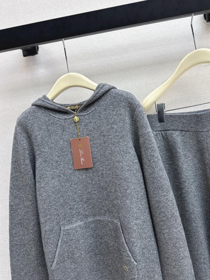 Loro NEW Cashmere suit