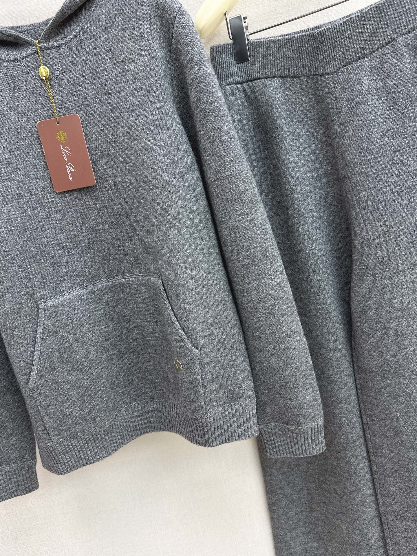 Loro NEW Cashmere suit