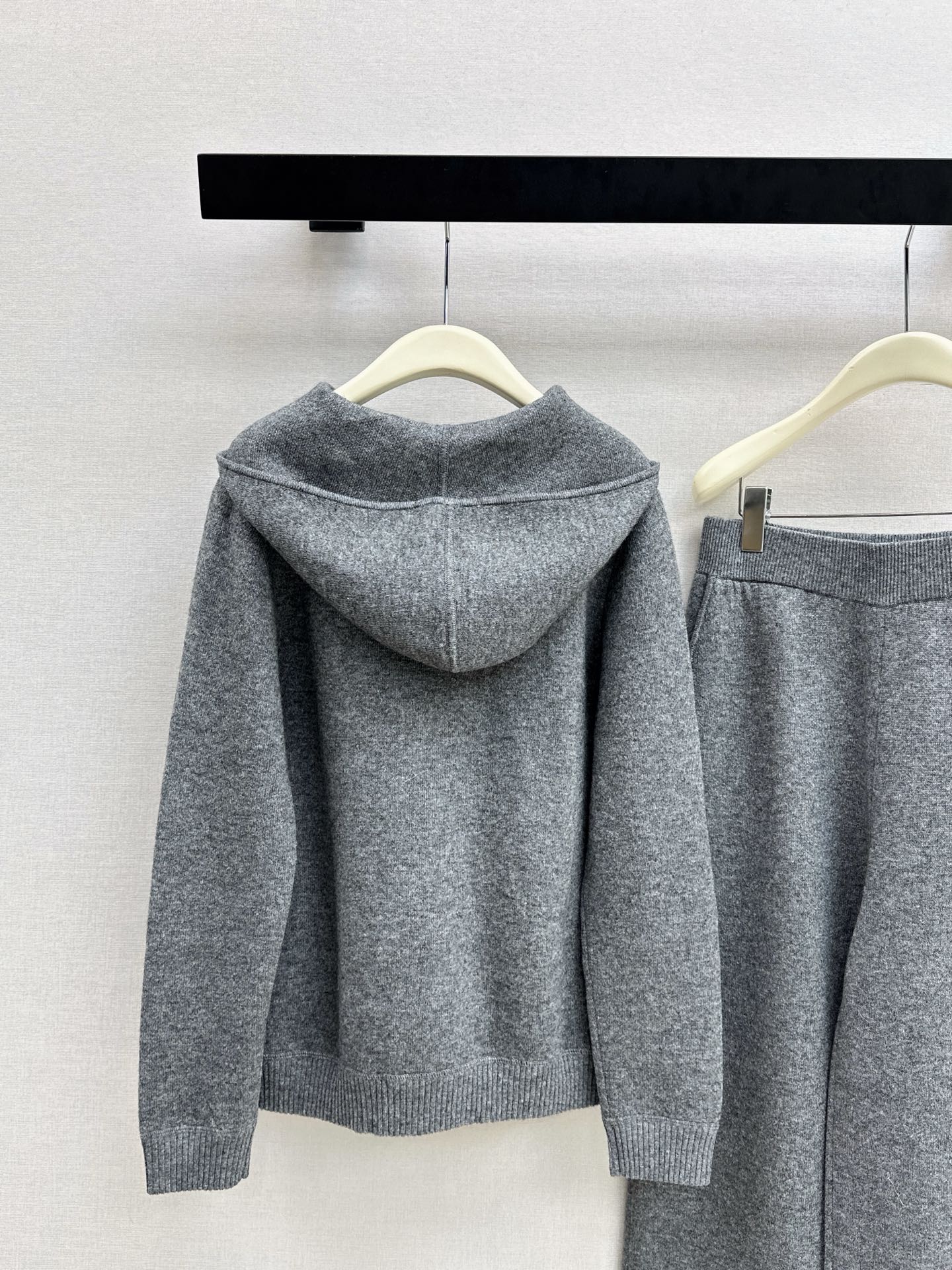 Loro NEW Cashmere suit