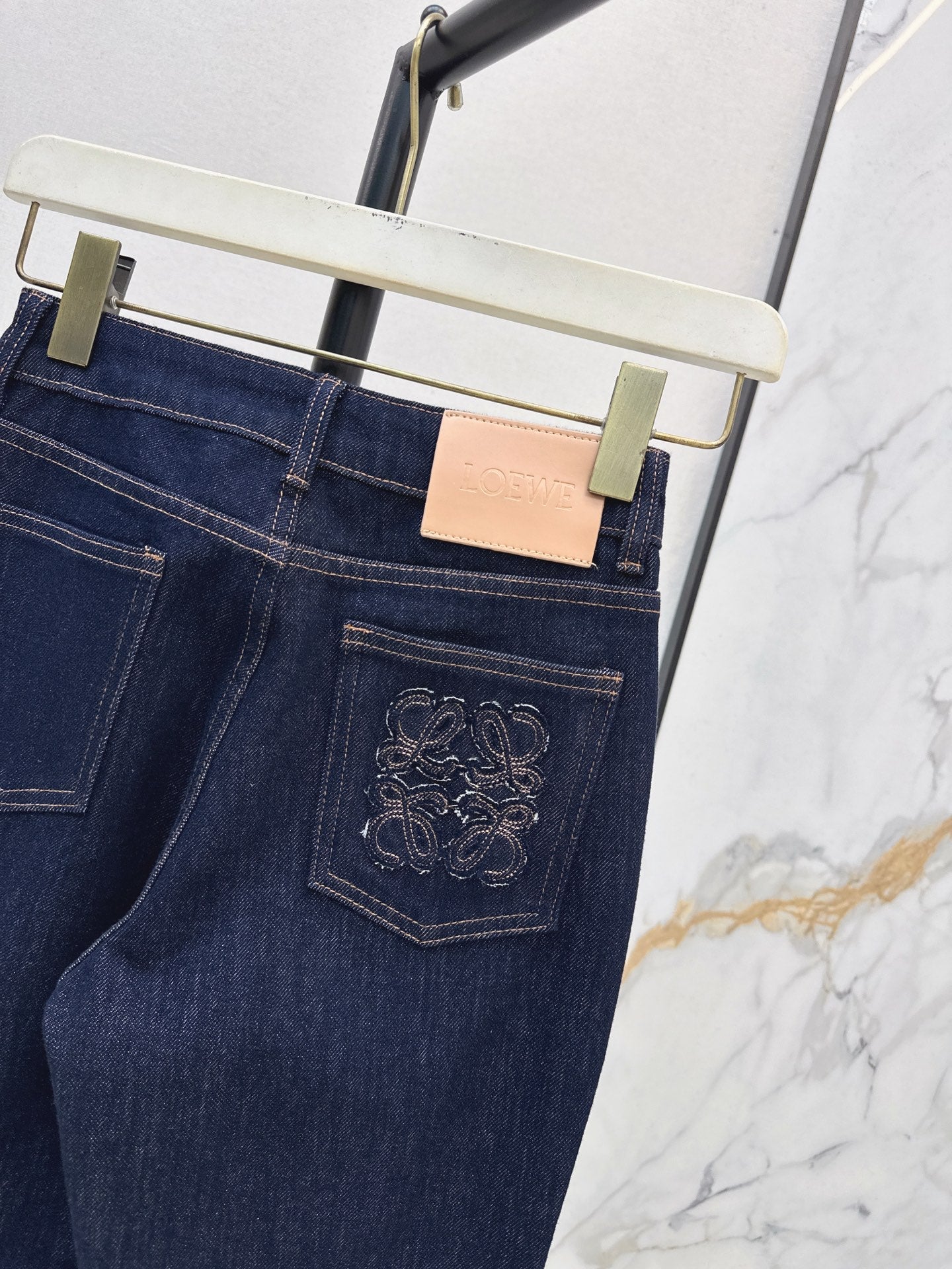 Loe NEW flared jeans