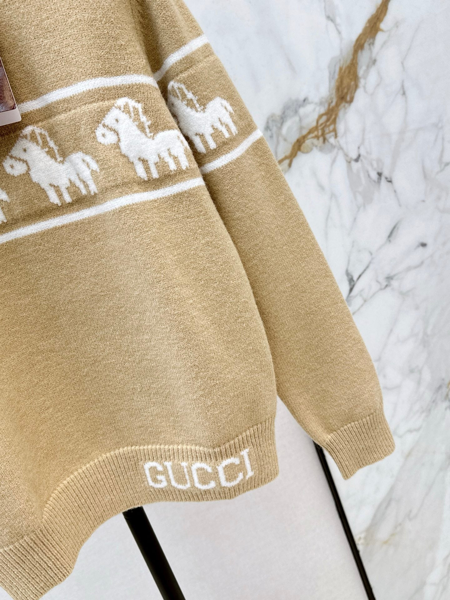 Chan NEW Jacquard sweater