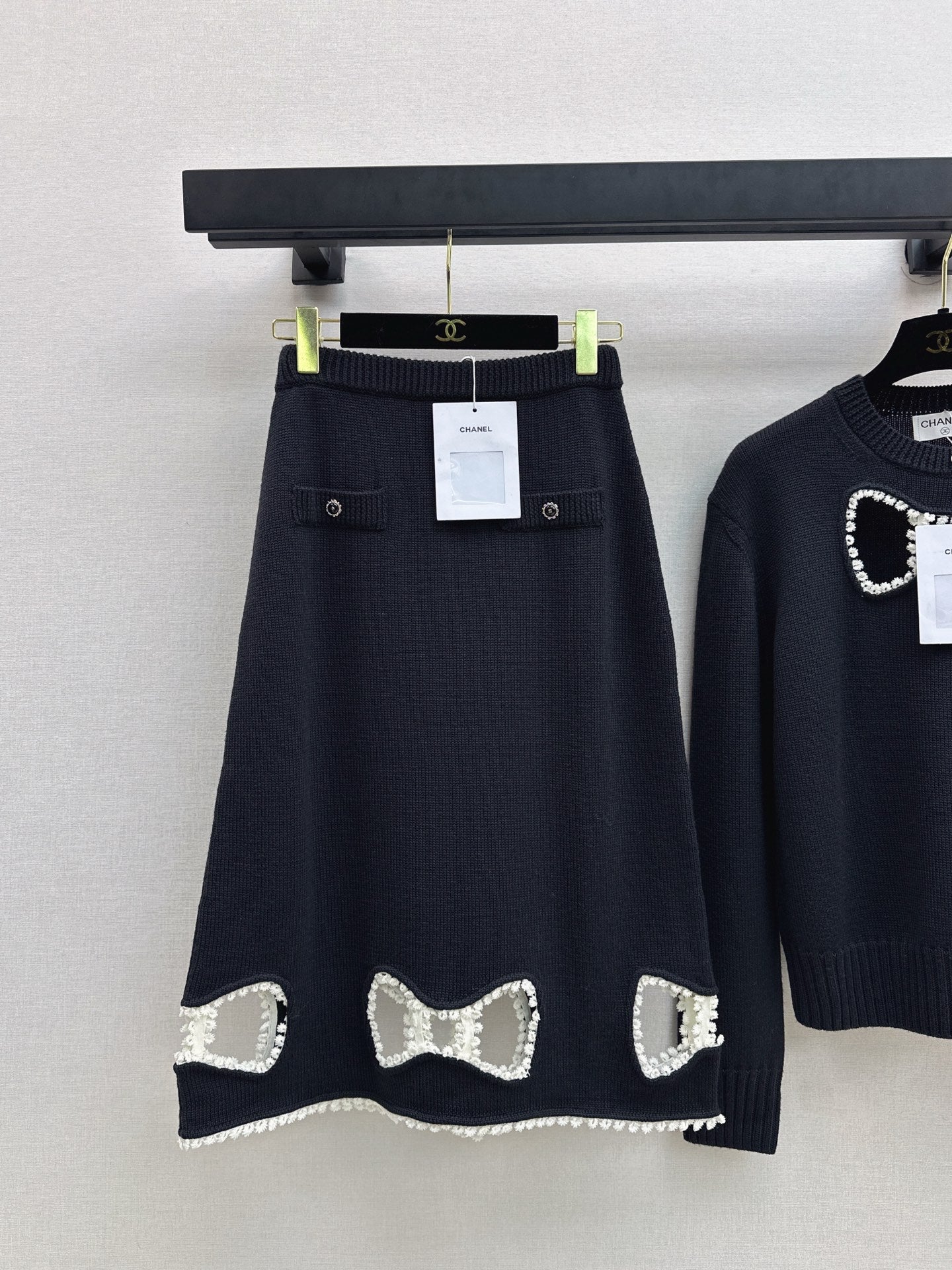 Chan NEW wool hollow bow suit