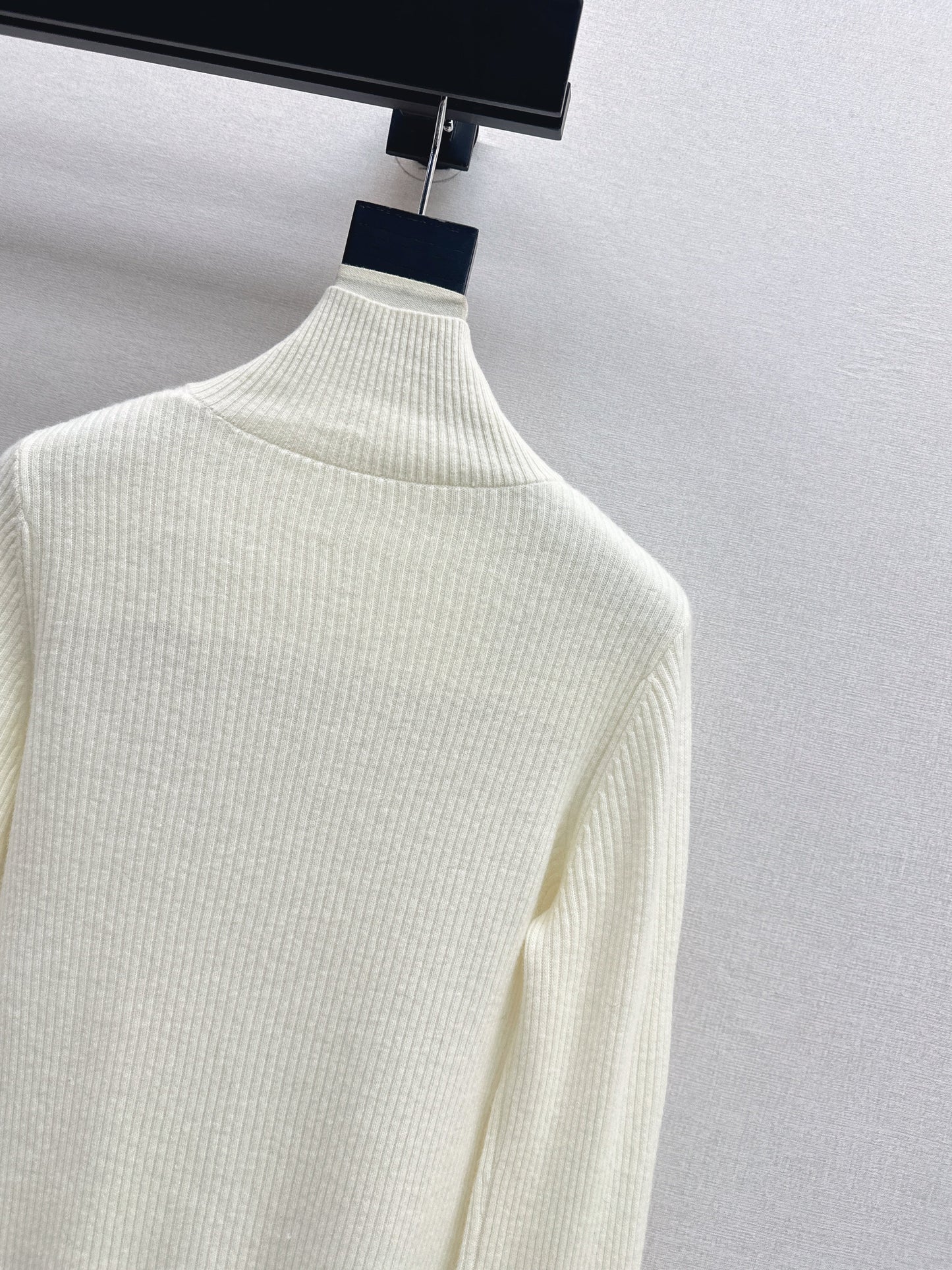 Brun NEW zip-up sweater