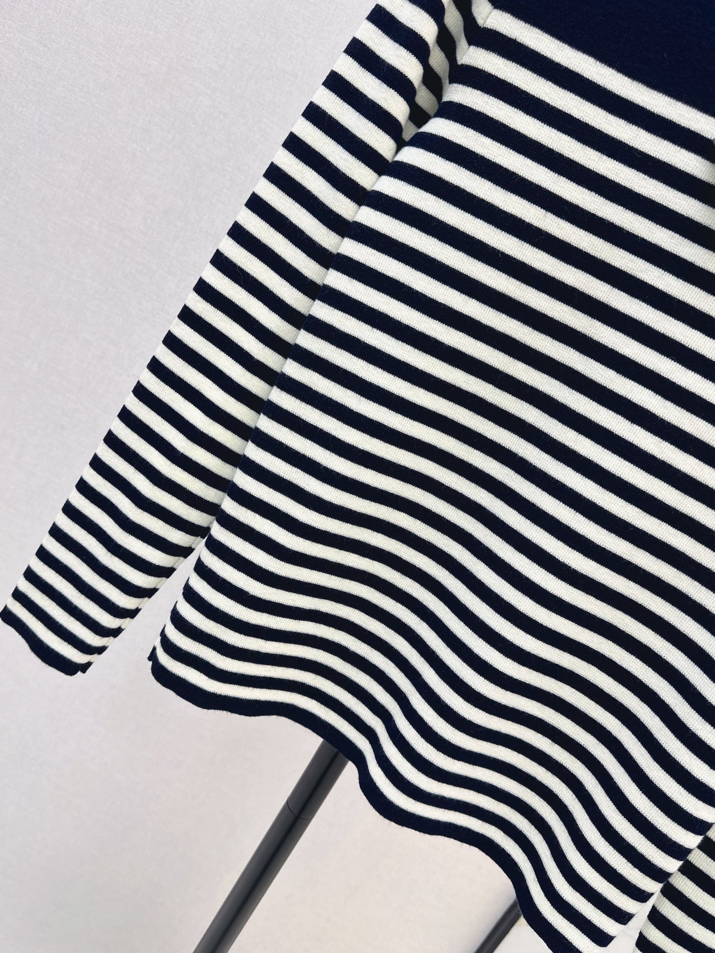Pra NEWstripe knitwear