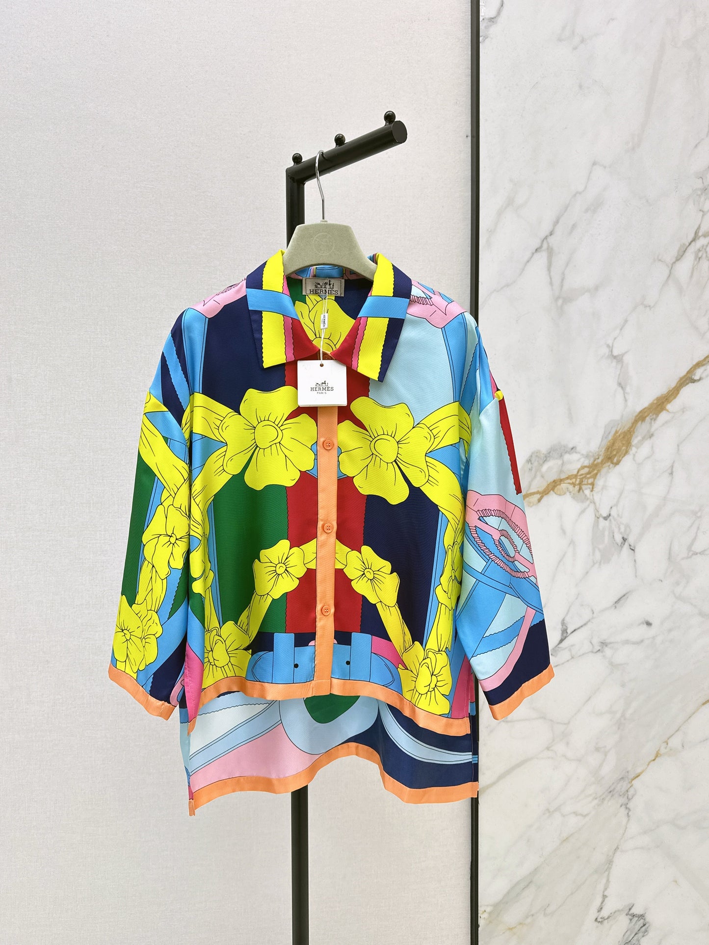 Herm NEW printed silk shirt