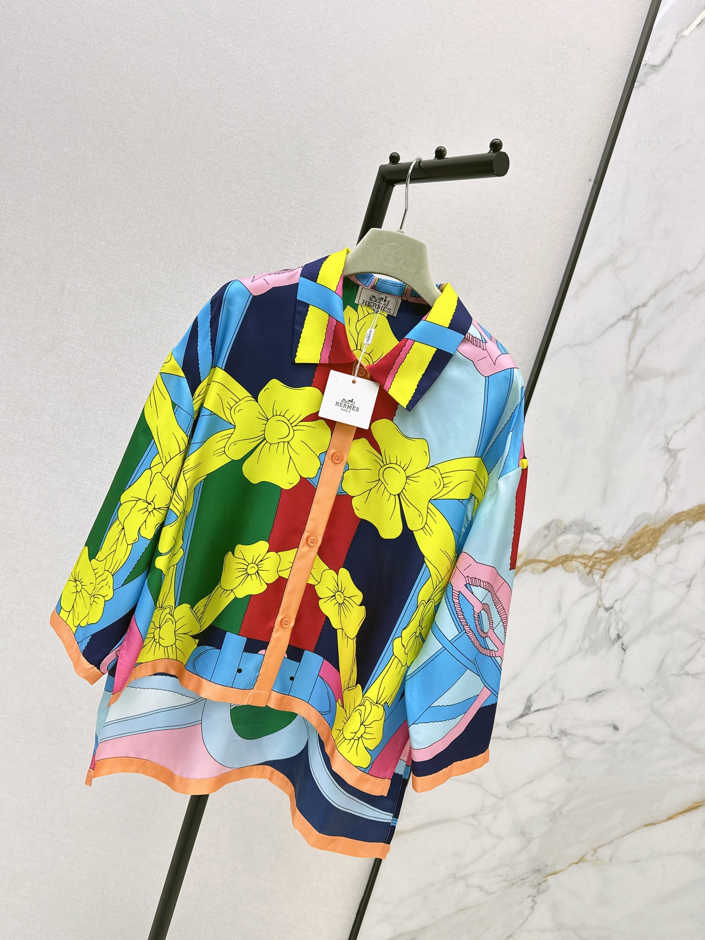 Herm NEW printed silk shirt