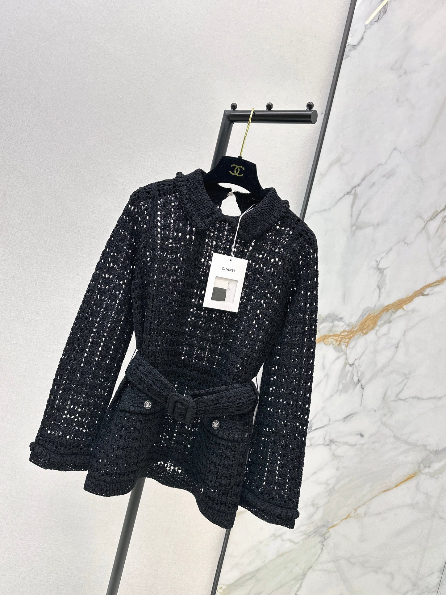 Chan NEW hollow knitwear