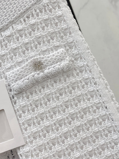 Chan NEW hollow knit pants