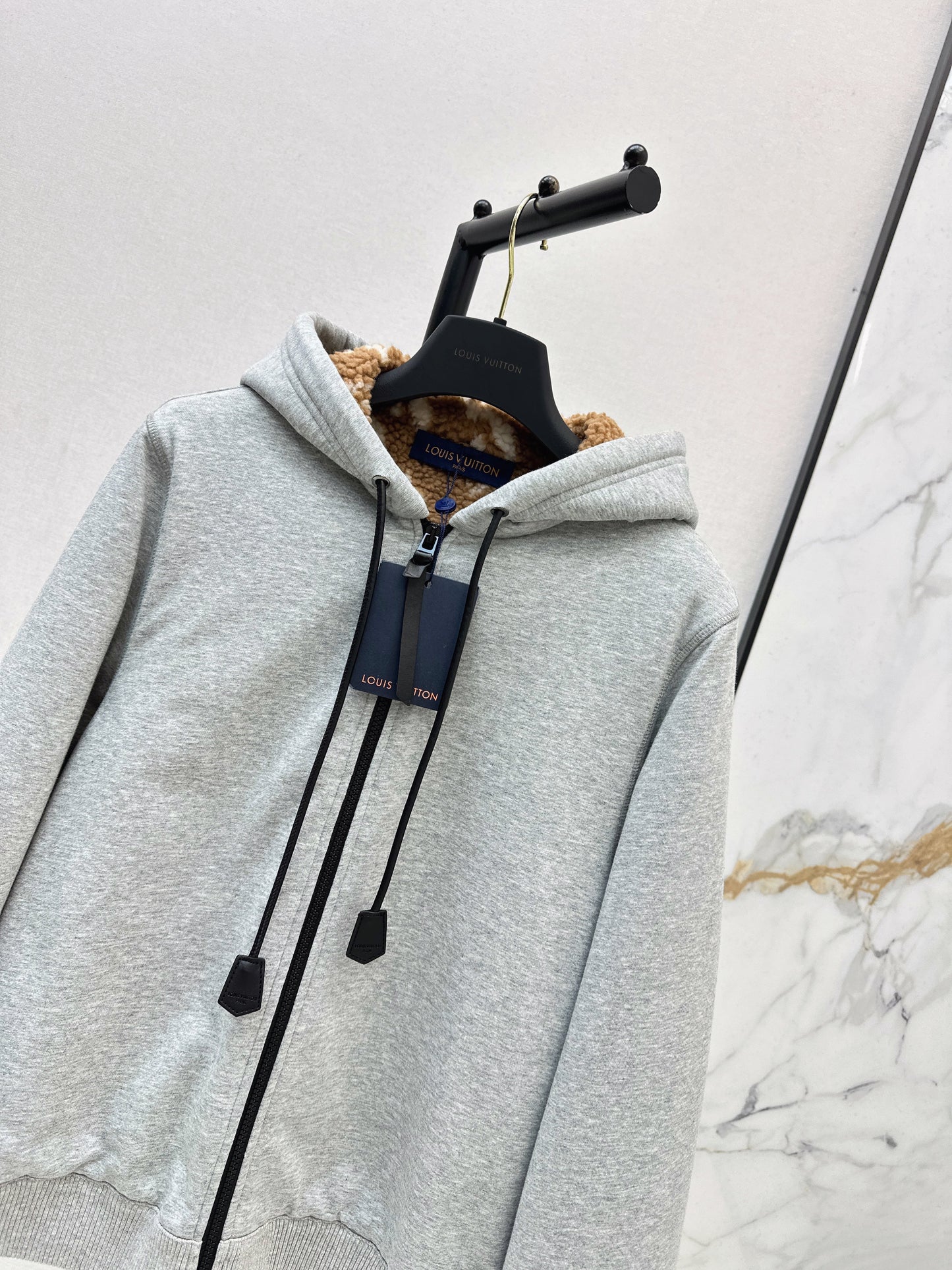 Louis NEWcasual hooded jacket