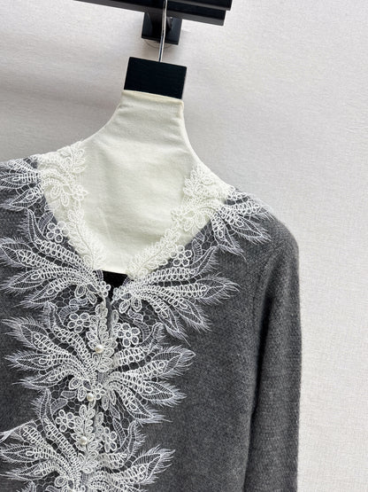 Es NEW Lace-paneled cardigan