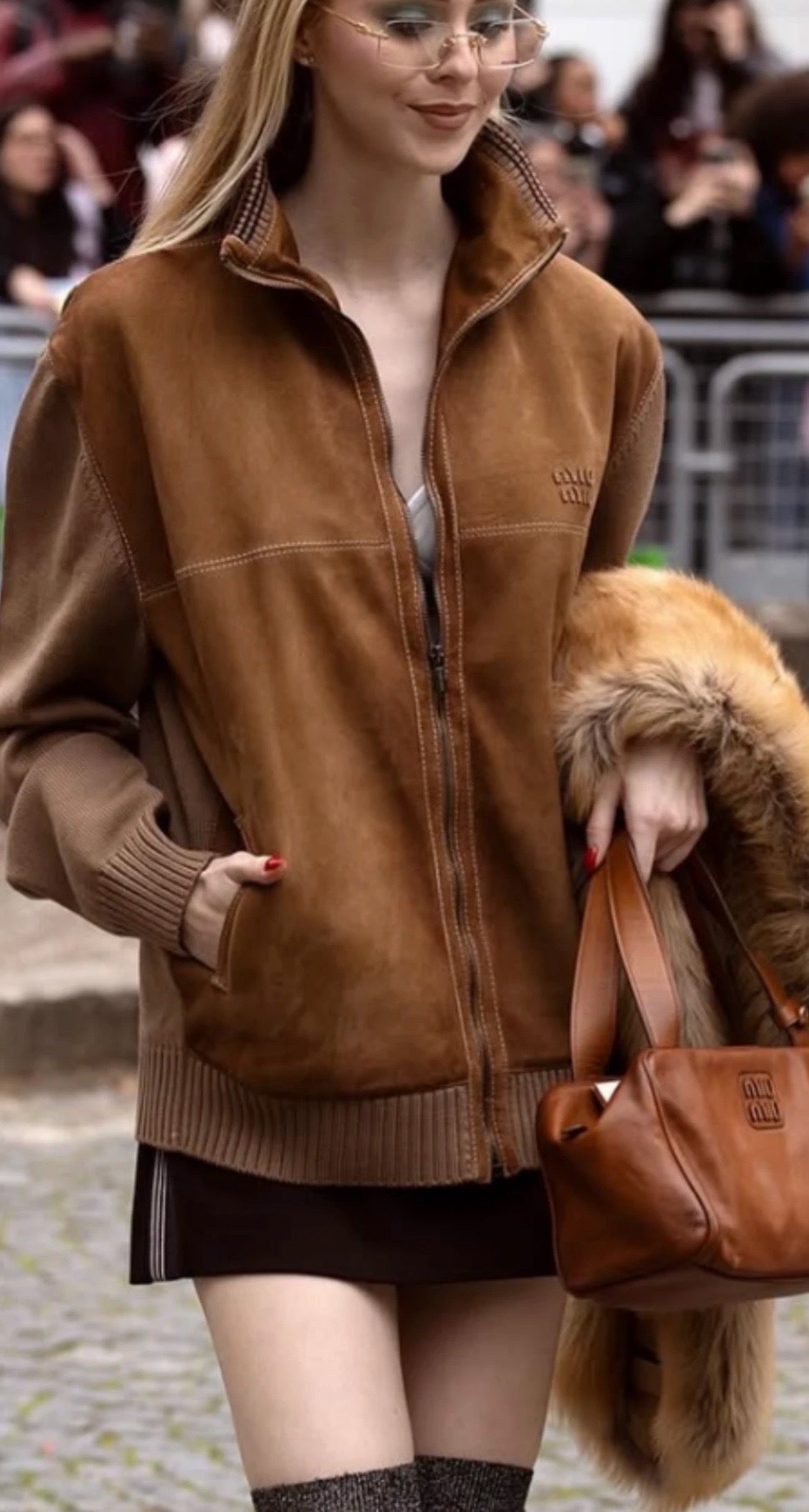 Miu NEW  wool contact sheepskin zipper cardigan